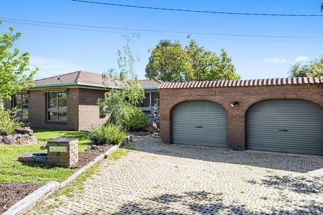8 Marinna Ct, Strathdale, VIC 3550