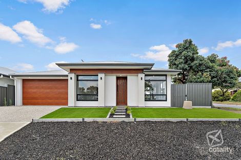 Property photo of 1 Boronia Drive Hope Valley SA 5090