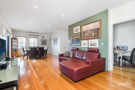 Property photo of 1 Woodlands Avenue Pascoe Vale South VIC 3044