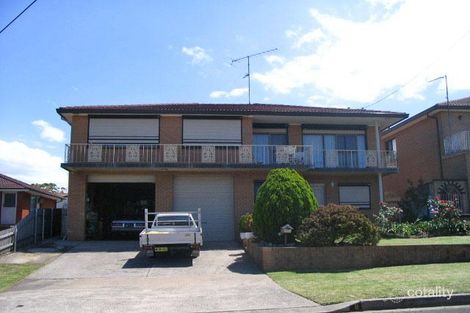 8 Grose Ave, Barrack Heights, NSW 2528