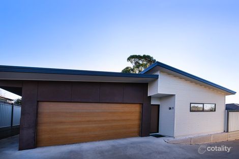 2/5a Gainsborough St, Castlemaine, VIC 3450