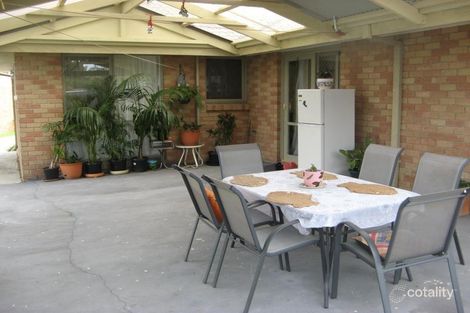 Property photo of 16 Cumquat Court Cranbourne North VIC 3977