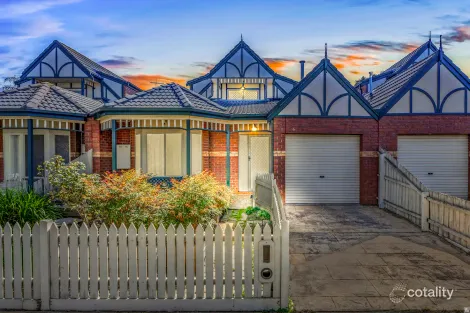 74 YEATS DR, DELAHEY, VIC 3037