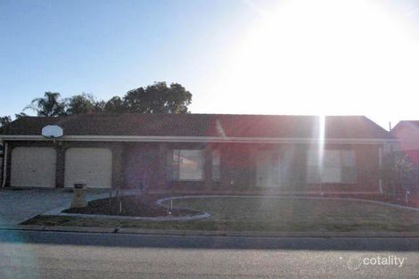 13 Heysen Cres, West Lakes Shore, SA 5020