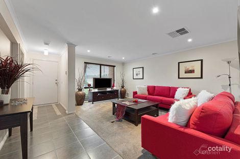 Property photo of 20 Dahlen Place Berwick VIC 3806