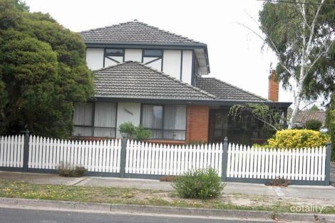 8 Robert St, Burwood East, VIC 3151