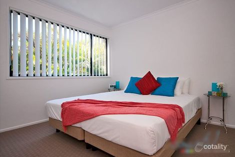 Property photo of 2/31 Second Avenue Broadbeach QLD 4218