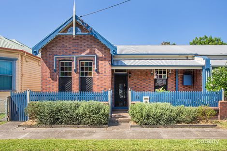 17 Lindsay St, Hamilton, NSW 2303