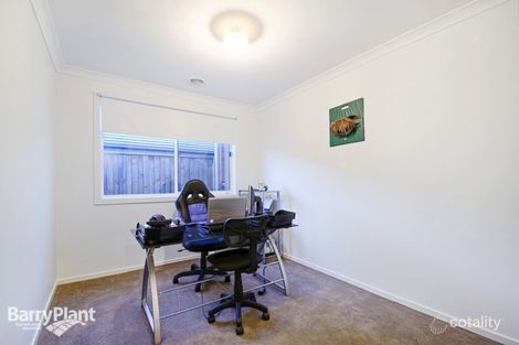 Property photo of 38 Glenvista Road Pakenham VIC 3810