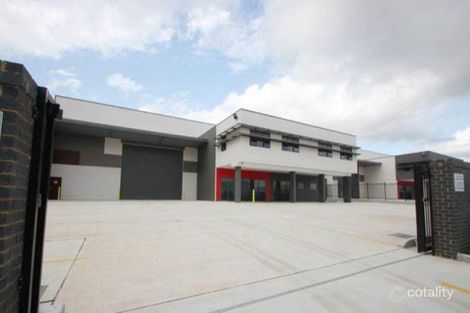 25 Waler Cres, Smeaton Grange, NSW 2567