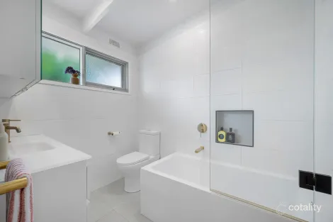 Property photo of 38 Woonton Crescent Rosebud VIC 3939