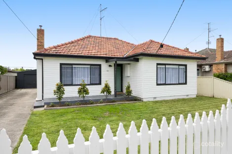 40 Grammar St, Wendouree, VIC 3355