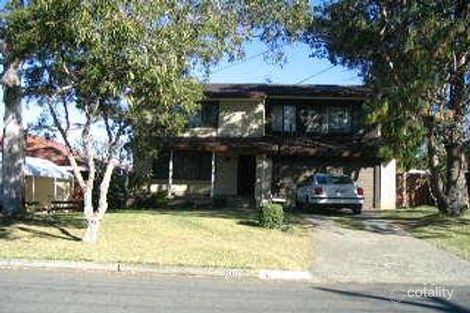 30 Lincoln Rd, Georges Hall, NSW 2198