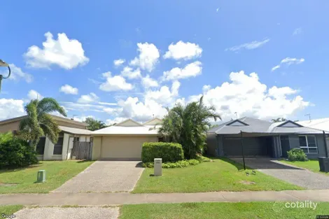 Property photo of 143 Whitehaven Drive Blacks Beach QLD 4740
