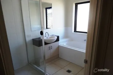 Property photo of 143 Whitehaven Drive Blacks Beach QLD 4740