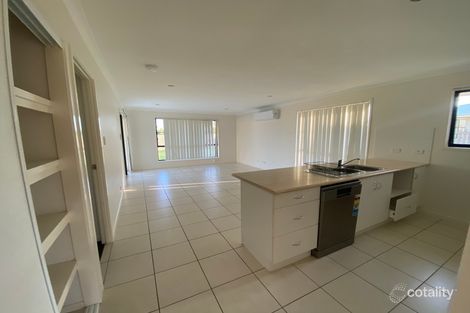 Property photo of 32 Marc Crescent Gracemere QLD 4702