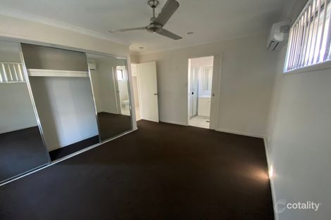 Property photo of 32 Marc Crescent Gracemere QLD 4702