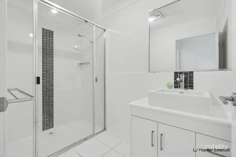 Property photo of 9/44 Lakeside Drive Emerald QLD 4720