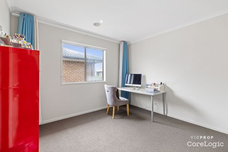 Property photo of 8 Lambro Way Point Cook VIC 3030