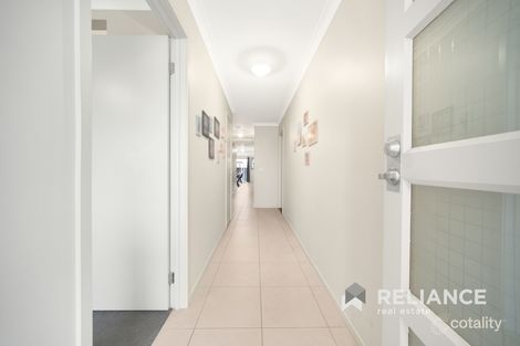 Property photo of 55 Indura Drive Werribee VIC 3030