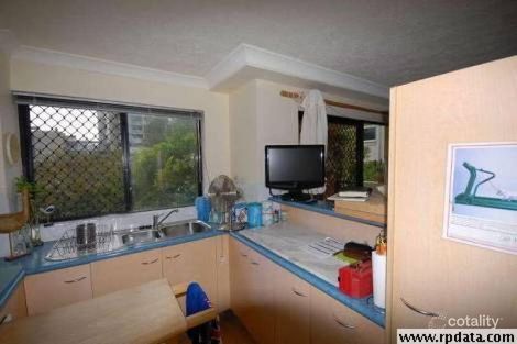 Property photo of 3/5 Mountain View Avenue Miami QLD 4220
