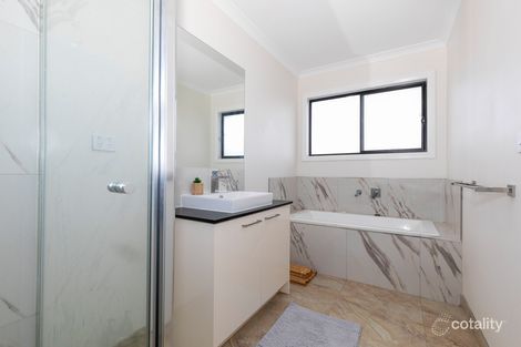 Property photo of 21 Inkerman Crescent Mickleham VIC 3064