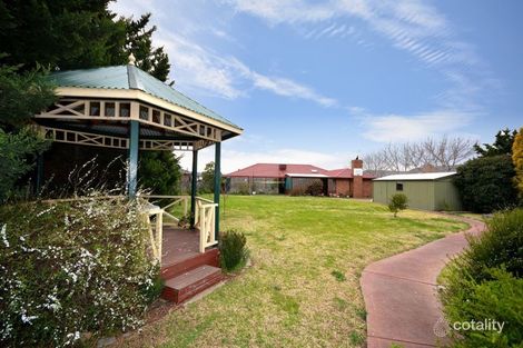 Property photo of 7 Hillcrest Drive Westmeadows VIC 3049