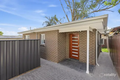 28a Glenn St, Dean Park, NSW 2761