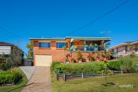 Property photo of 17 Pareena Crescent Mansfield QLD 4122