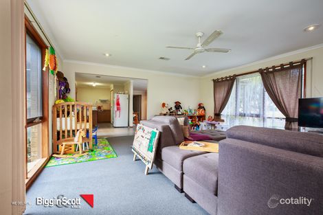 Property photo of 2 Watermoor Avenue Kilsyth South VIC 3137
