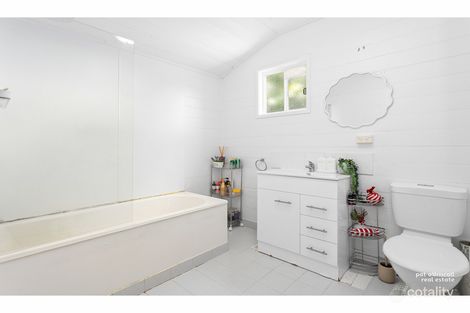 Property photo of 4 Corberry Street The Range QLD 4700