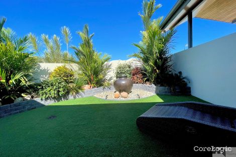 Property photo of 25 Seaside Parade Palm Cove QLD 4879