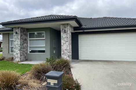 Property photo of 19 Willaroy Boulevard Donnybrook VIC 3064