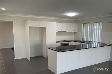Property photo of 46 Whitehaven Drive Blacks Beach QLD 4740