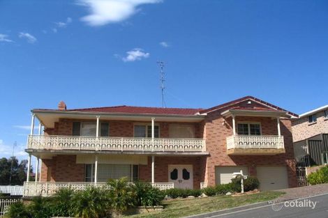 38 Kooranga Cres, Cordeaux Heights, NSW 2526