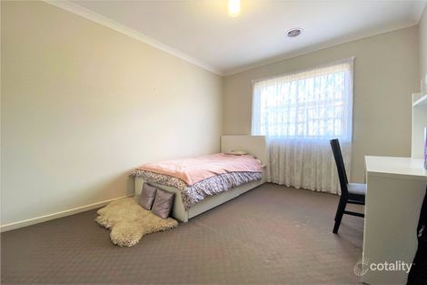 Property photo of 67 Champion Parade Craigieburn VIC 3064