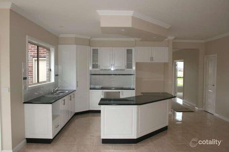 Property photo of 62 Tenterfield Drive Burnside Heights VIC 3023