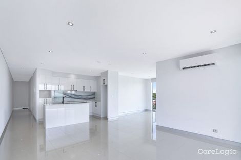 Property photo of 14/17 Marine Parade Redcliffe QLD 4020