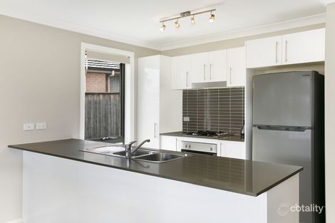Property photo of 10 Orwell Place Spring Farm NSW 2570