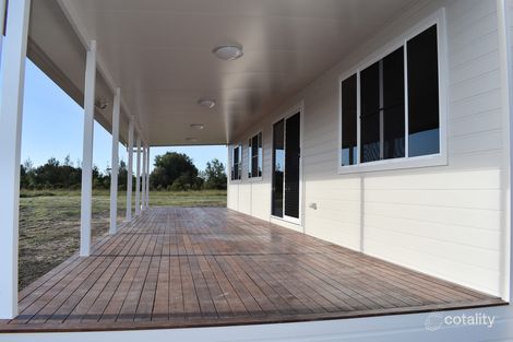 Property photo of 14 Tandara Court Emerald QLD 4720