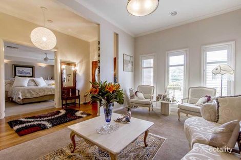 Property photo of 12 Cornwall Crescent Mount Martha VIC 3934