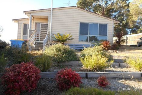 Property photo of 12 Andrew Avenue Waterford Park VIC 3658