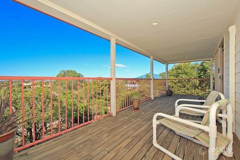 Property photo of 41 Hillside Crescent Edens Landing QLD 4207