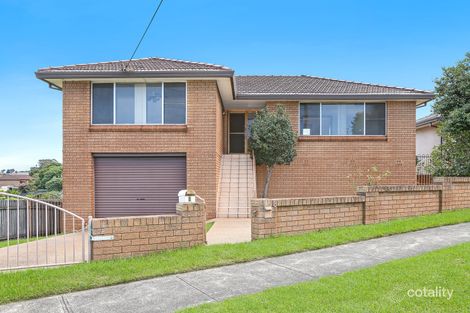 8 Weringa Ave, Lake Heights, NSW 2502
