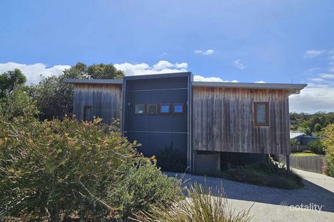Property photo of 26 Hazards View Drive Coles Bay TAS 7215