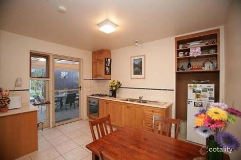 Property photo of 15 Willonga Street Strathmore VIC 3041