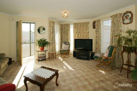 2/71 Stewart St, Devonport, TAS 7310