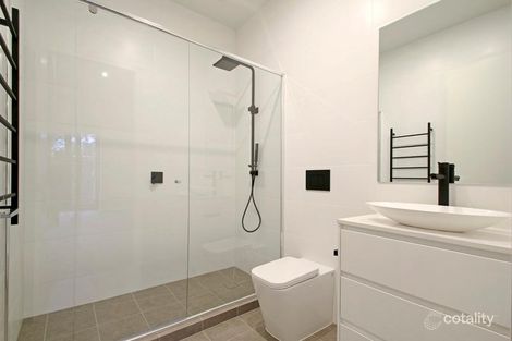 Property photo of 2/4 Bright Street Camberwell VIC 3124