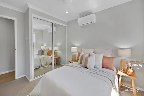 Property photo of 32 Regal Circuit Beaconsfield QLD 4740