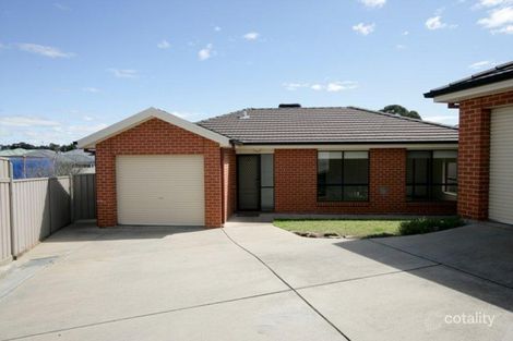 Property photo of 3/26 Dove Street Mount Austin NSW 2650